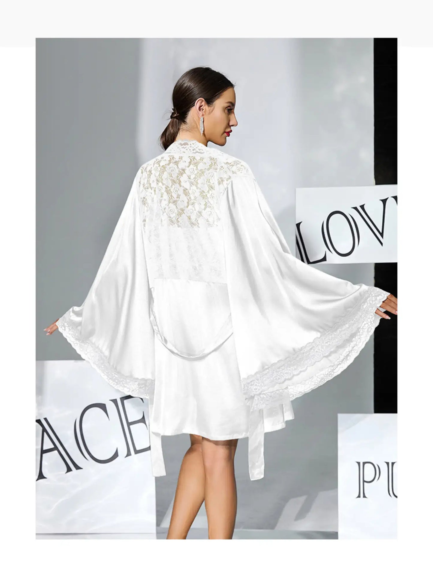 DUAL-COLOR SATIN LACE ROBE SET WITH CAMISOLE INNER TOP